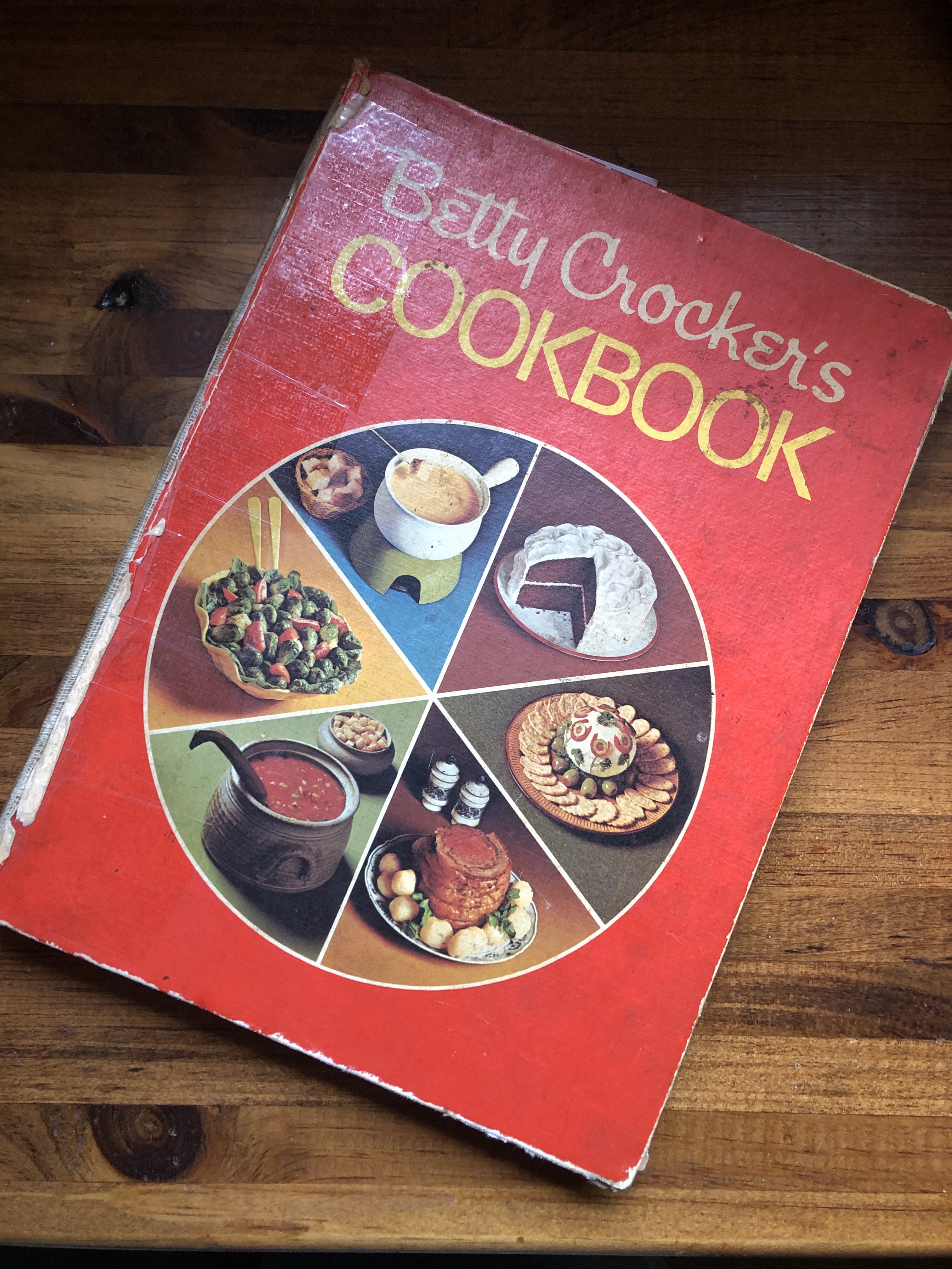 Picture of my Mama's Original 1967 Betty Crocker's Cookbook