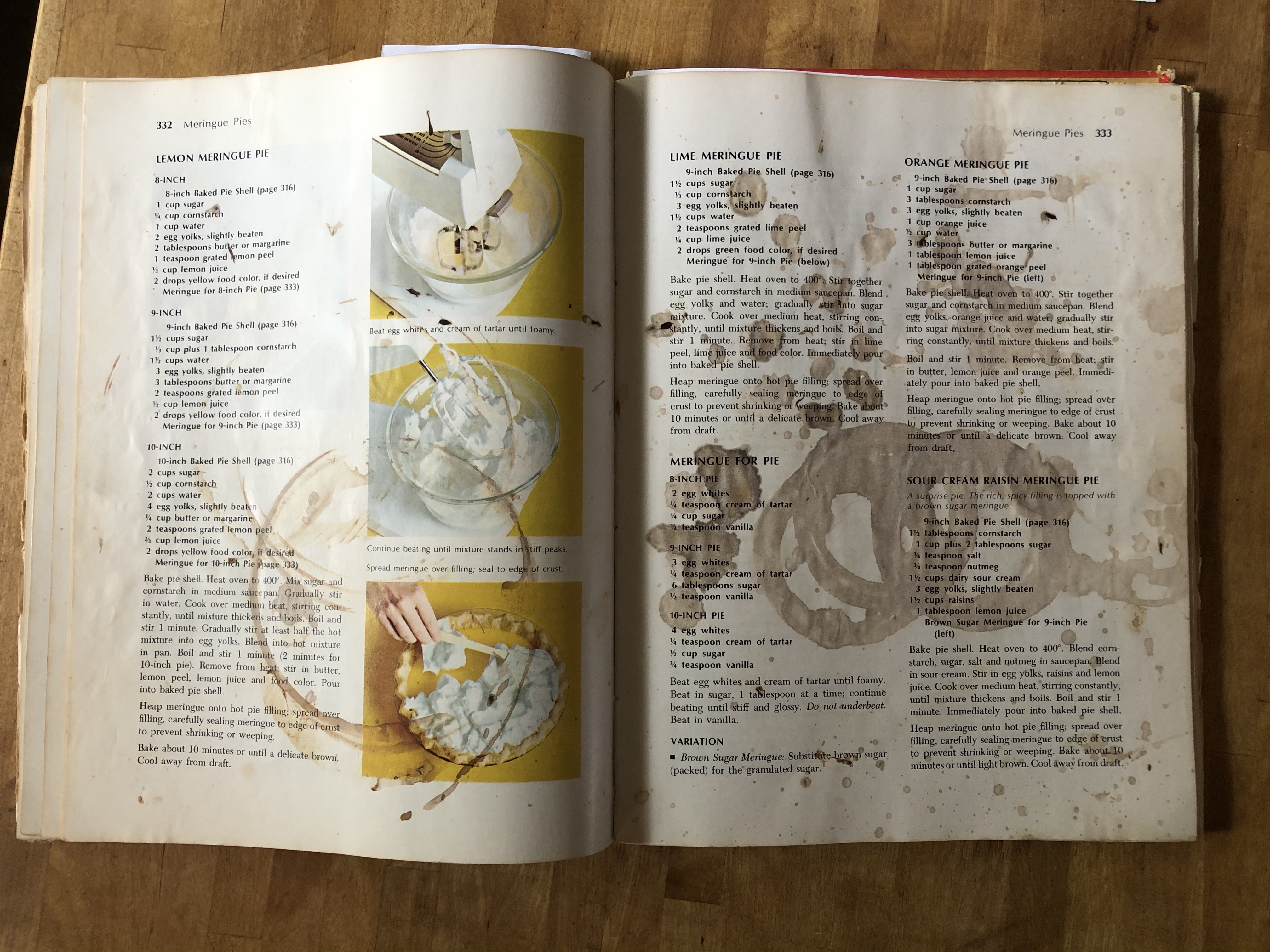 Open cookbook to the Pie Page